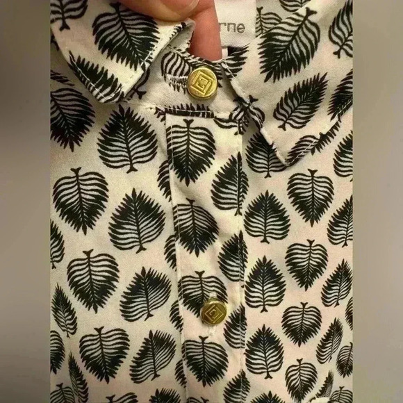 Liz Claiborne women’s button down sleeveless blouse white and black size medium - Picture 4 of 10